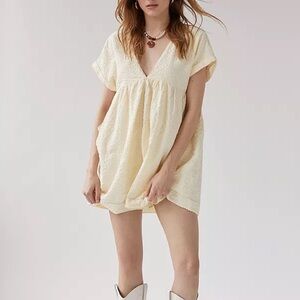 < Urban Outfitters Serendipity Cream Linen Babydoll Dress >